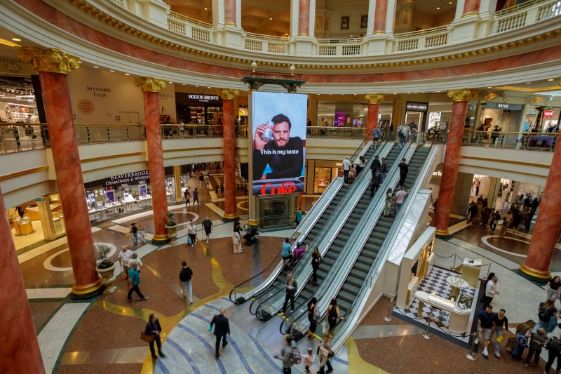 Diet Coke This is My Taste_Coca Cola_612782_183235_110825_M17 8AA_3 Diet Coke This is My Taste_Coca Cola_612782_183235_110825_M17 8AA_3